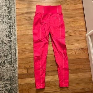 Gymshark Womens Hot Pink Leggings Size M - Worn Once
